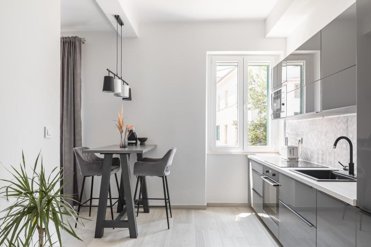 Studio Apartment Home Split Exterior foto